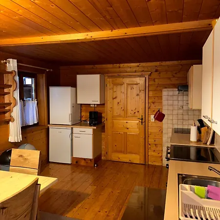 Schieslis Apartment *